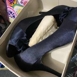 Satin heels open toe